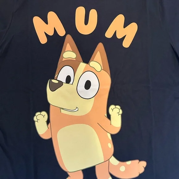 ✅3/$24 Women’s Bluey “Mum” Chilli T-Shirt - Picture 3 of 4